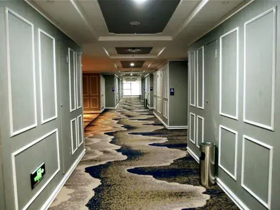 Qinyuan Zhixuan Hot Spring Hotel