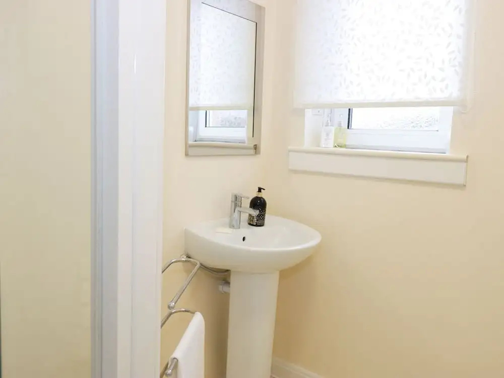 4/1 Orchard Brae, Edinburgh