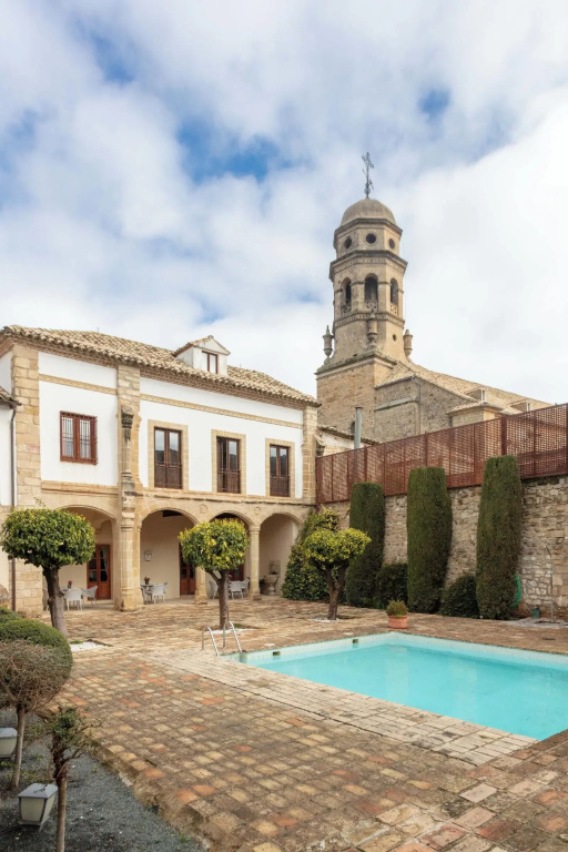 Hotel Puerta de la Luna