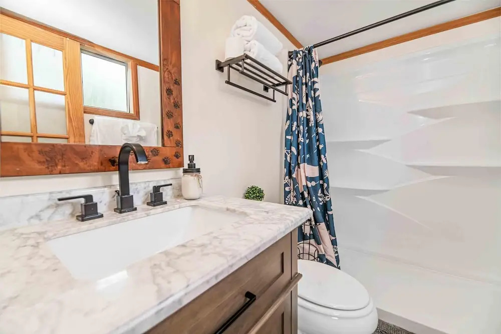 101 - Baby Bear Cabin