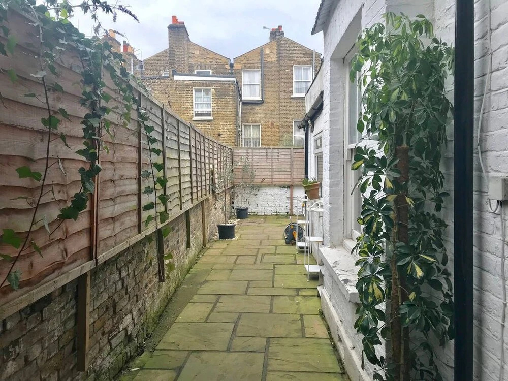 Apartment With Garden Maida Hill