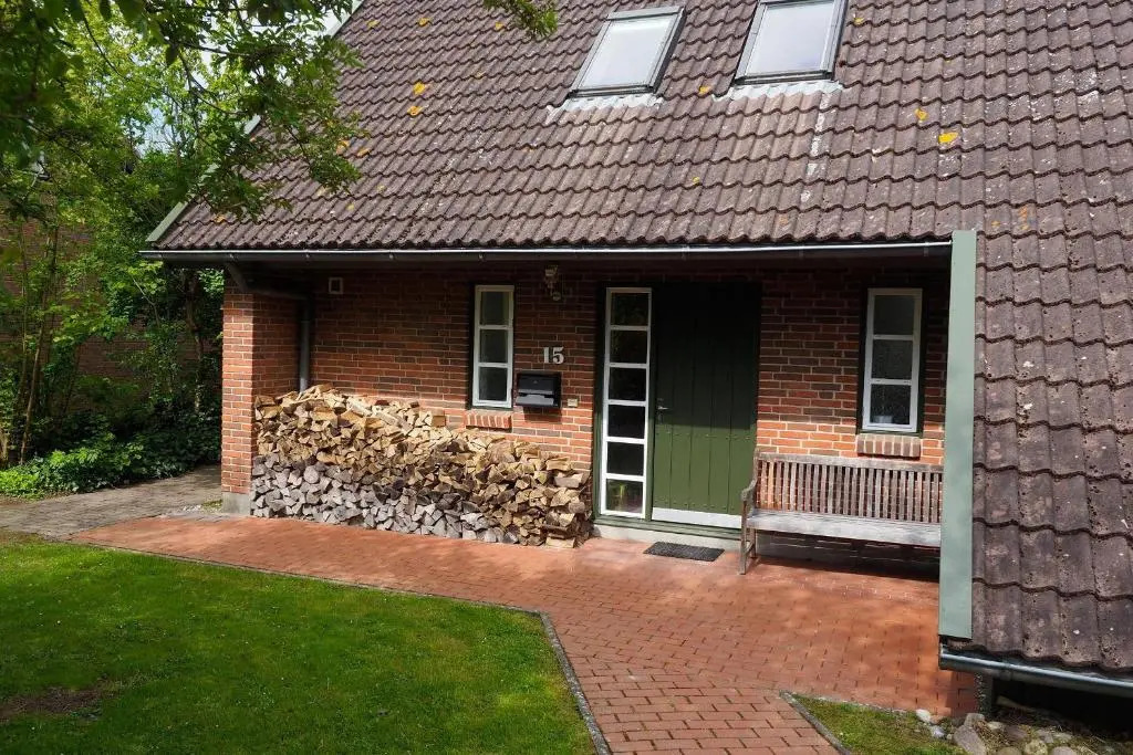 Meisenweg 15 Whg 1 li