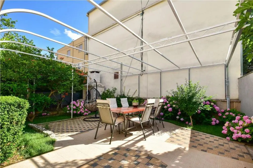 Apartment Pet - 300 m from beach