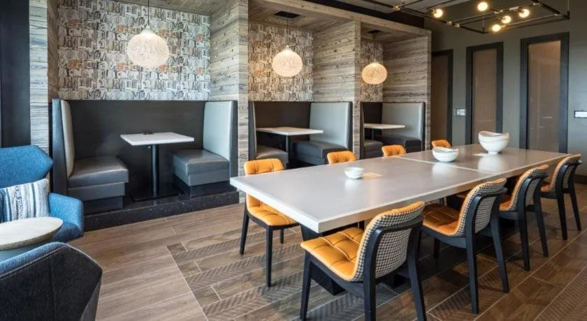 Global Luxury Suites at Woodmont Triangle South