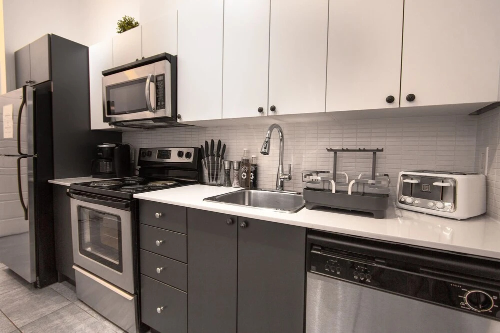 APARTMENT HOTEL ST-DENIS