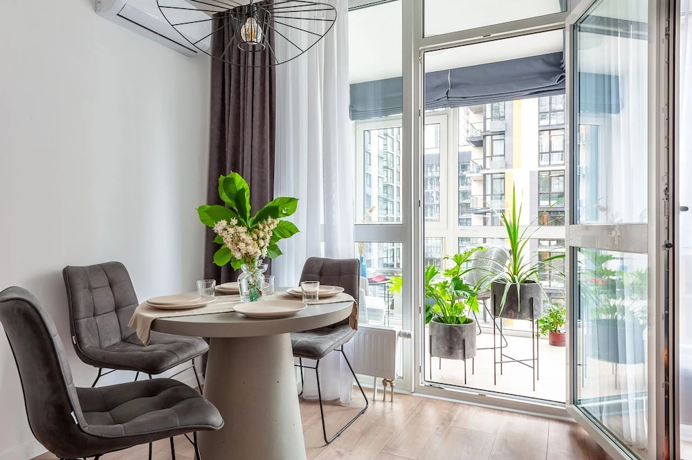 Apartment Predslavinskaya 57-85
