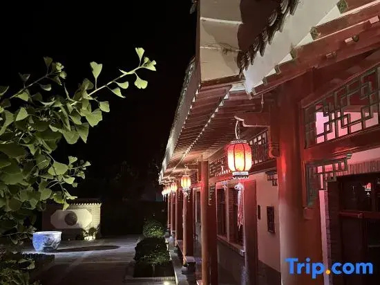 Zhongwei No. 1 Courtyard Hotel