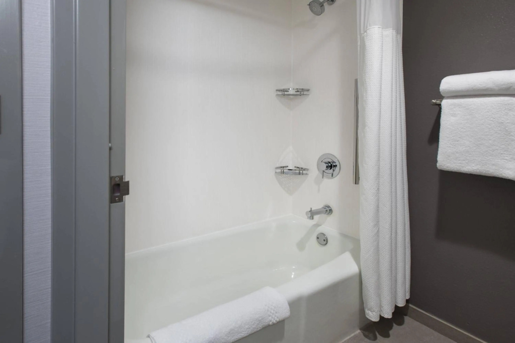 Courtyard by Marriott Norwalk