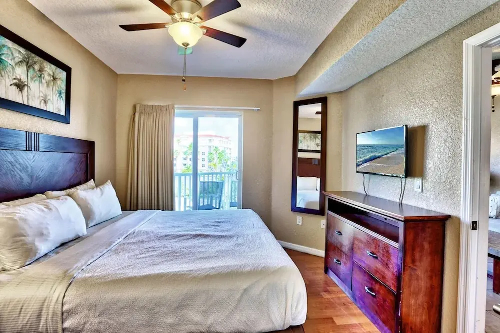 Sunset Vistas 306n