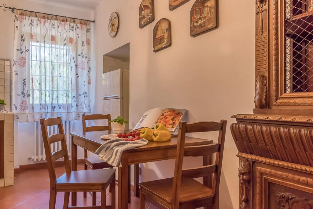 La Torre del Conte, villa with home restaurant, is located in an oasis of peace among the green Umbr-La Torre del Conte