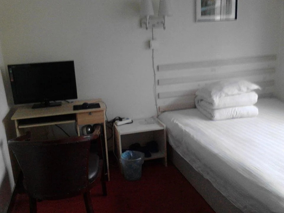 Jinxiu Business Inn