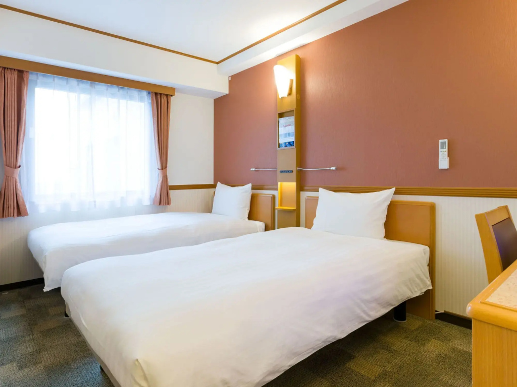 Toyoko Inn Yamato Ekimae