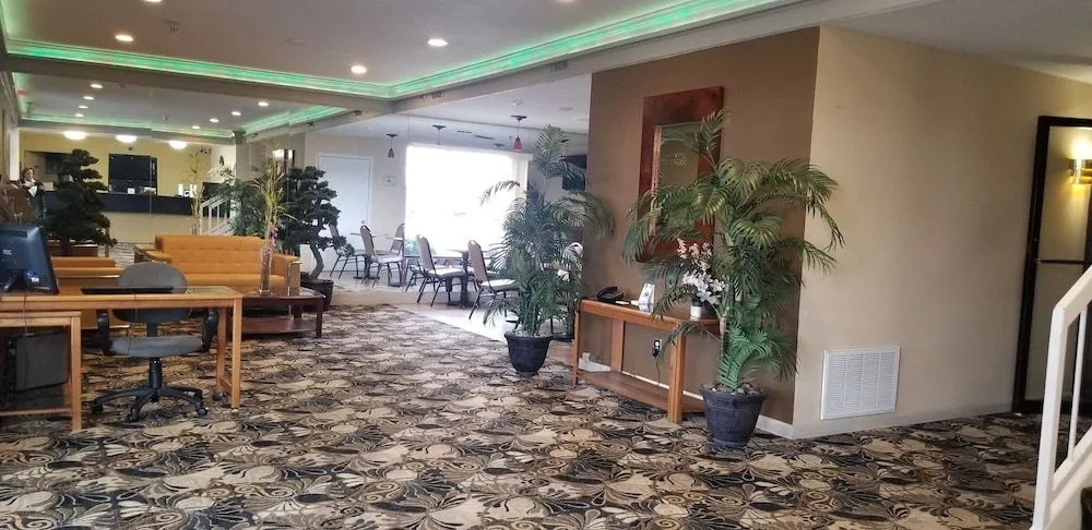 Homestyle Inn and Suites Springfield