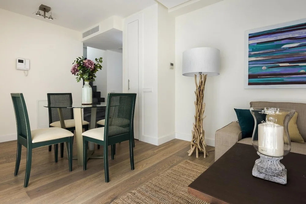 Beautiful 2 Bd Apart With Private Terrace 1 Step Away From the Cathedral Mateos Gago Terrace III