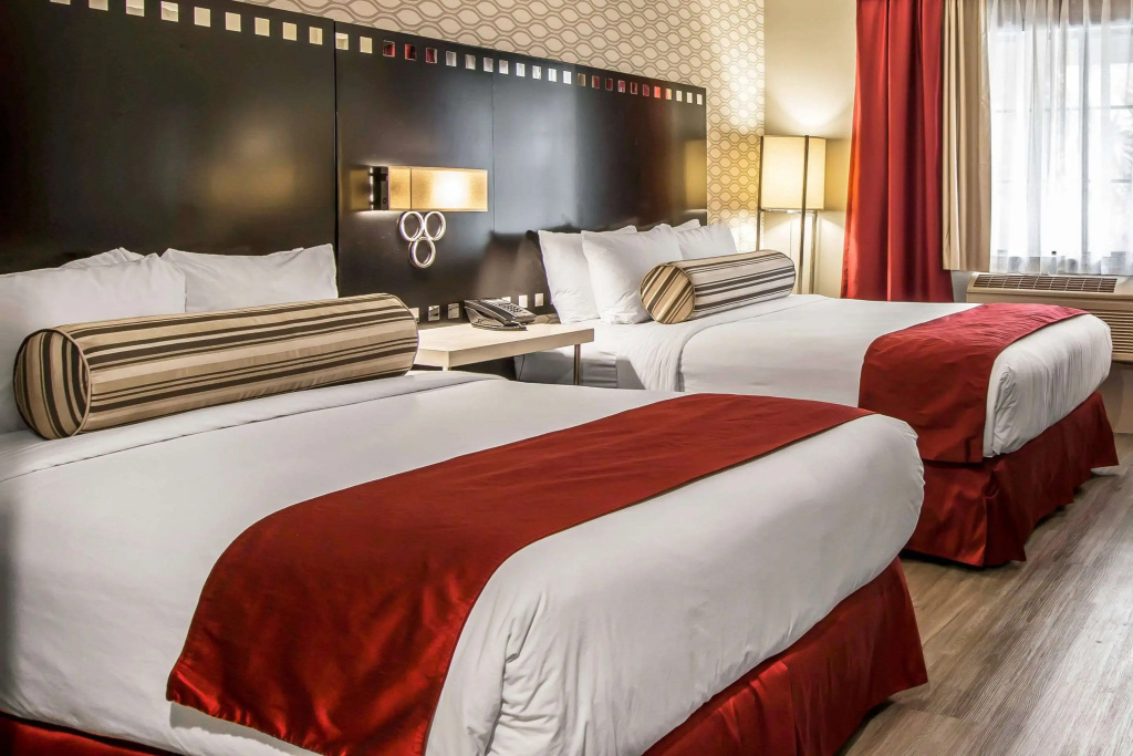 Tilt Hotel Universal-Hollywood, an AGA Collection Hotel