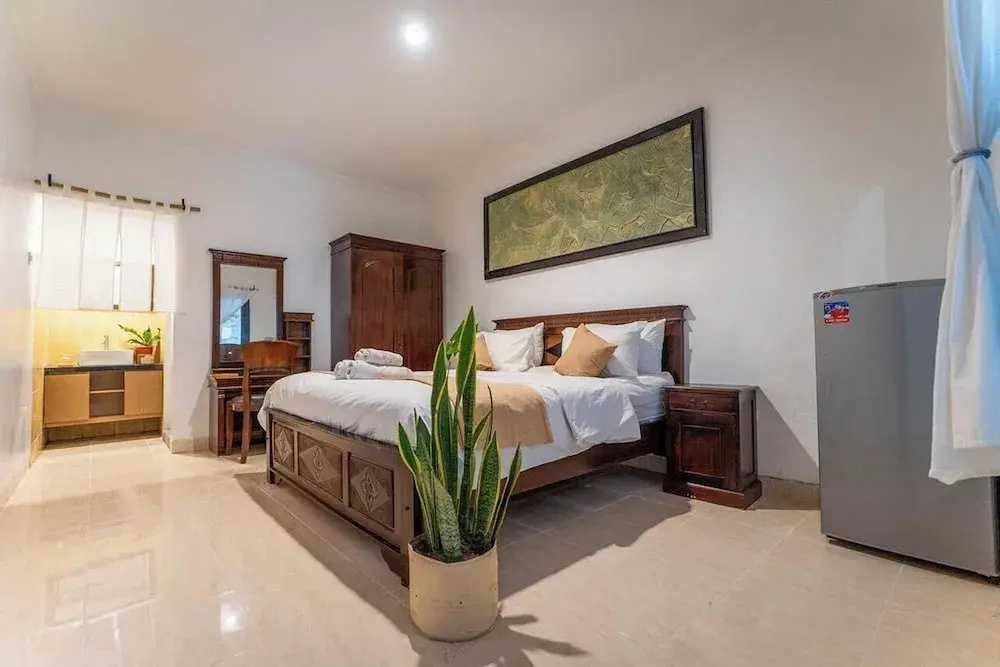Sans Vibes Tendan Residence Kuta