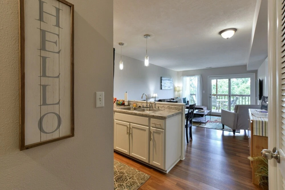 Branson Treehouse Retreat 2 Bedroom Condo