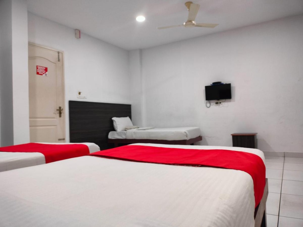 Kings Fort Rooms Thrippunithura