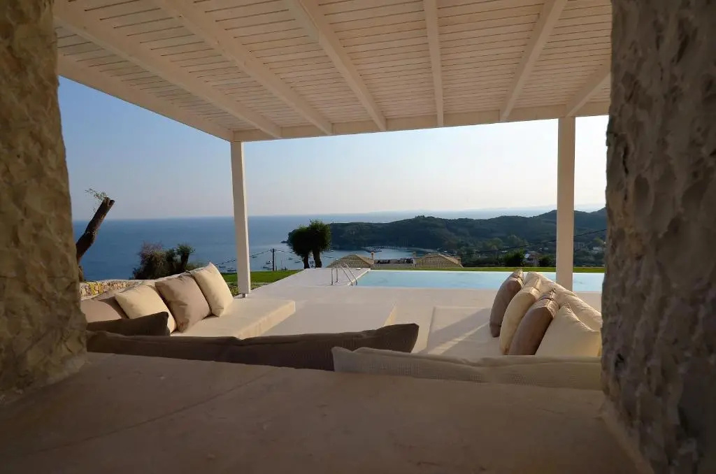 Villa Kira