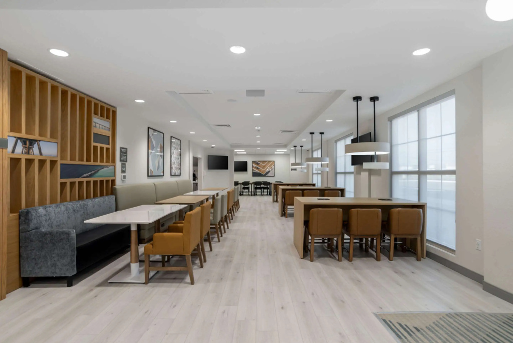Comfort Inn & Suites Panama City Beach - Pier Park Area