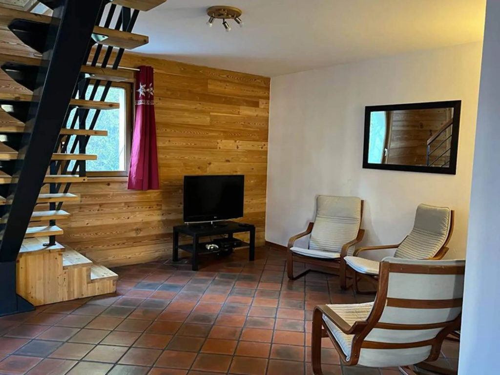 Spacious 16-person chalet with five bedrooms in Les Deux Alpes