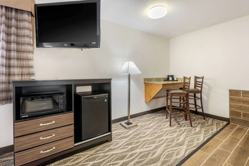 Quality Inn & Suites