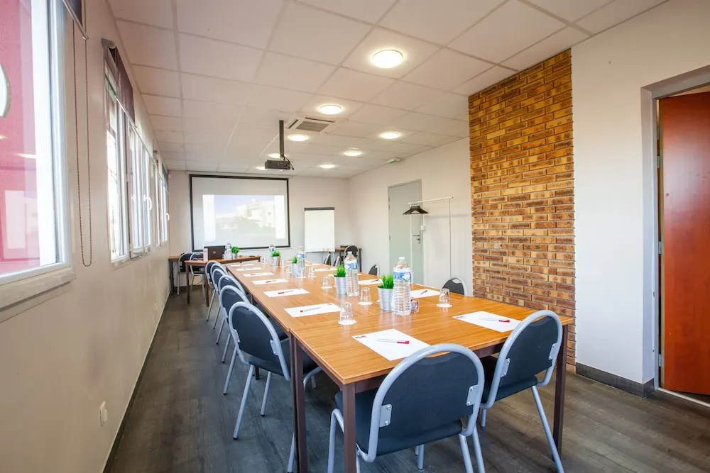 Best Hotel Lyon - Saint Priest