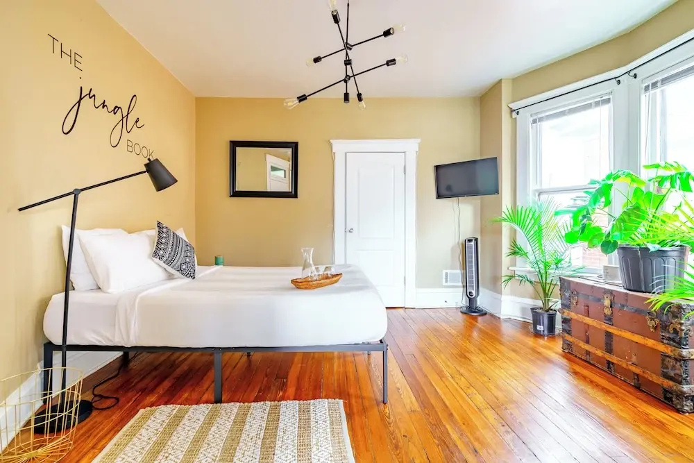 The Parkside by Jungle House – Short North Boutique Suites
