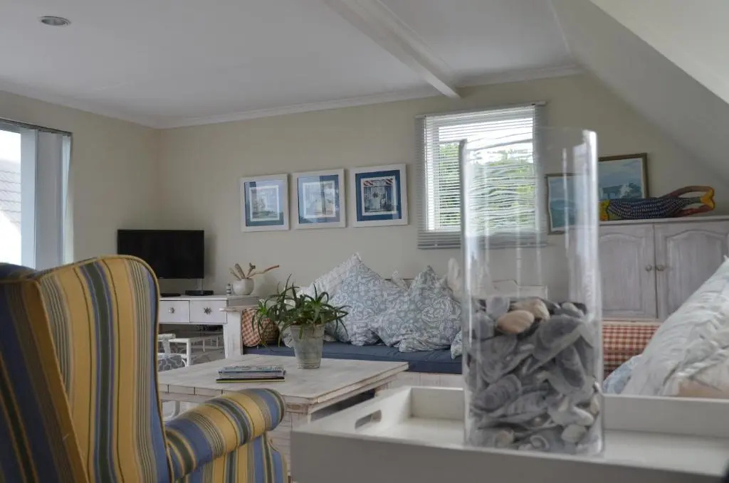 Beach Cottage 1