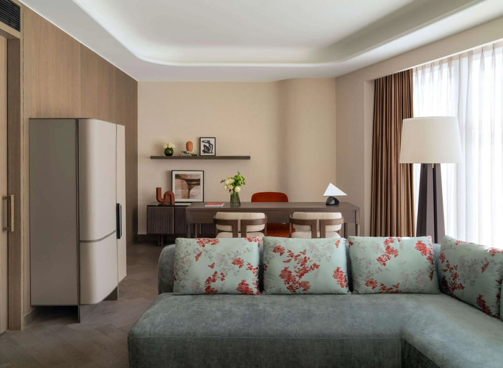 Conrad Urumqi