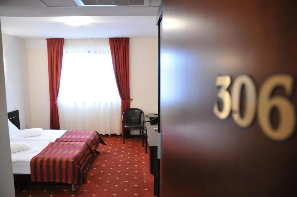 Hotel Roberts