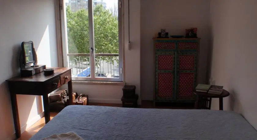 Positive house: 5m walk to Estoril beach