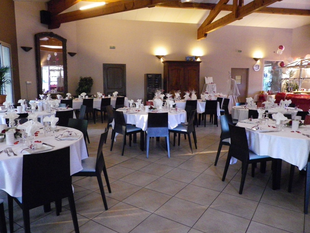 Logis Hotel Noemys pont de l'Etoile