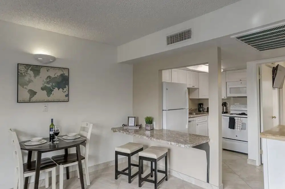 Park Suites at 138 - One Bedroom Apartment
