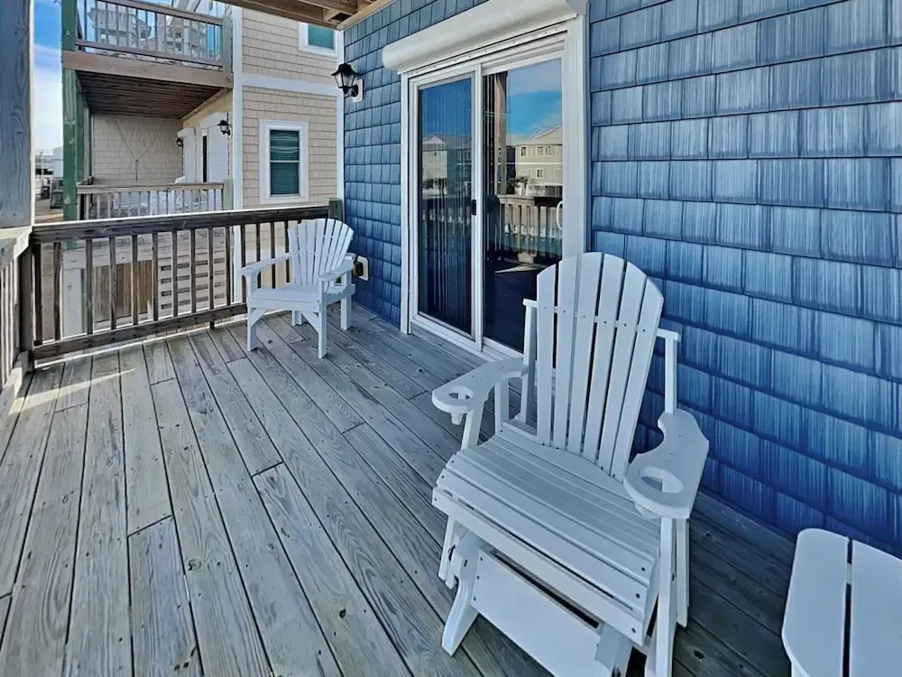 Queens Grant by Topsail Realty