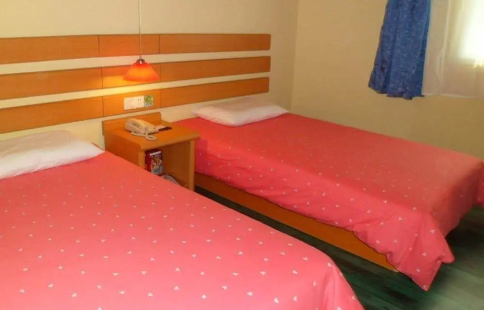 Rujia Express Hotel