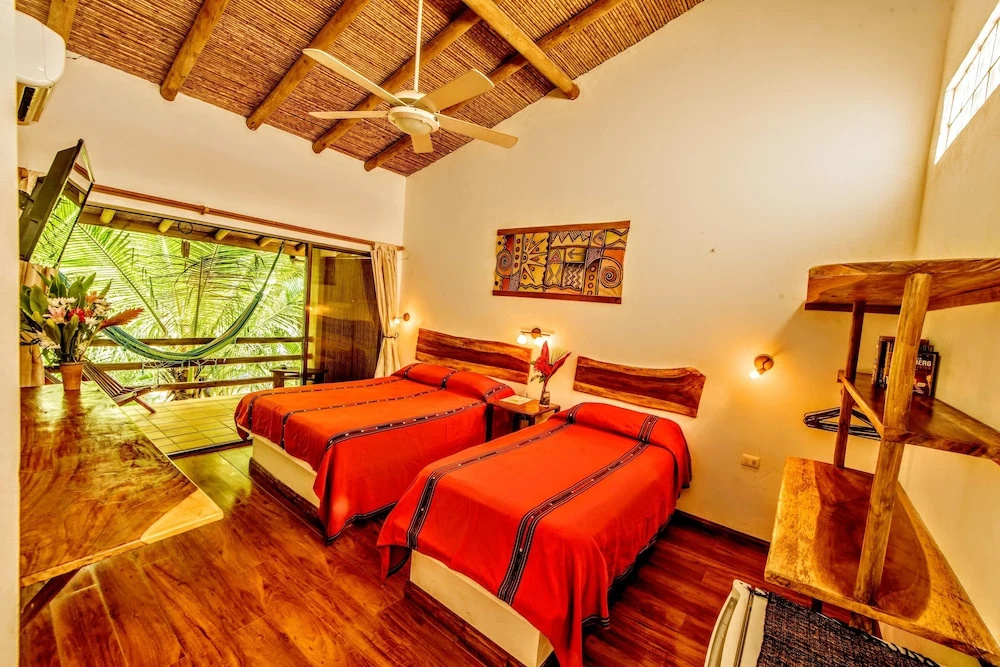 Dreamcatcher Hotel - Live the Dream of Santa Teresa