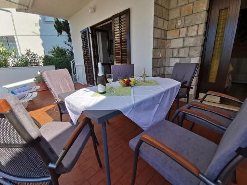 Apartments Ljiljana