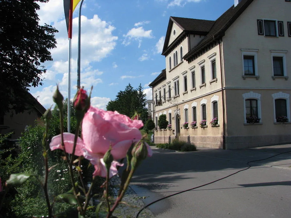 Landgasthof & Hotel zur Rose Berg