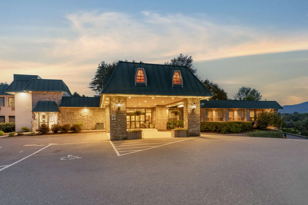 Best Western Plus Waterbury - Stowe