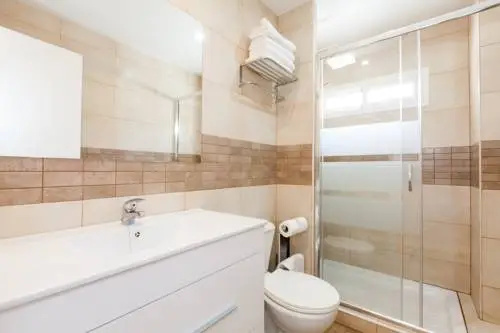 HOB Apartments