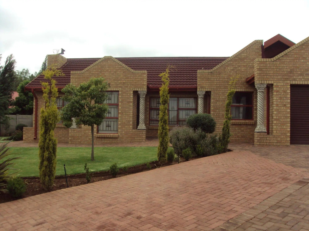 Lentha's Lodge