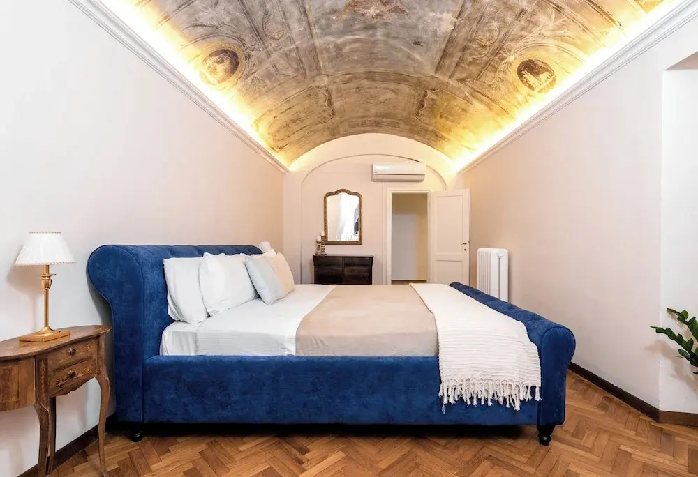Historic Apt - Wifi - Ac - Top Location - Walk Everywhere