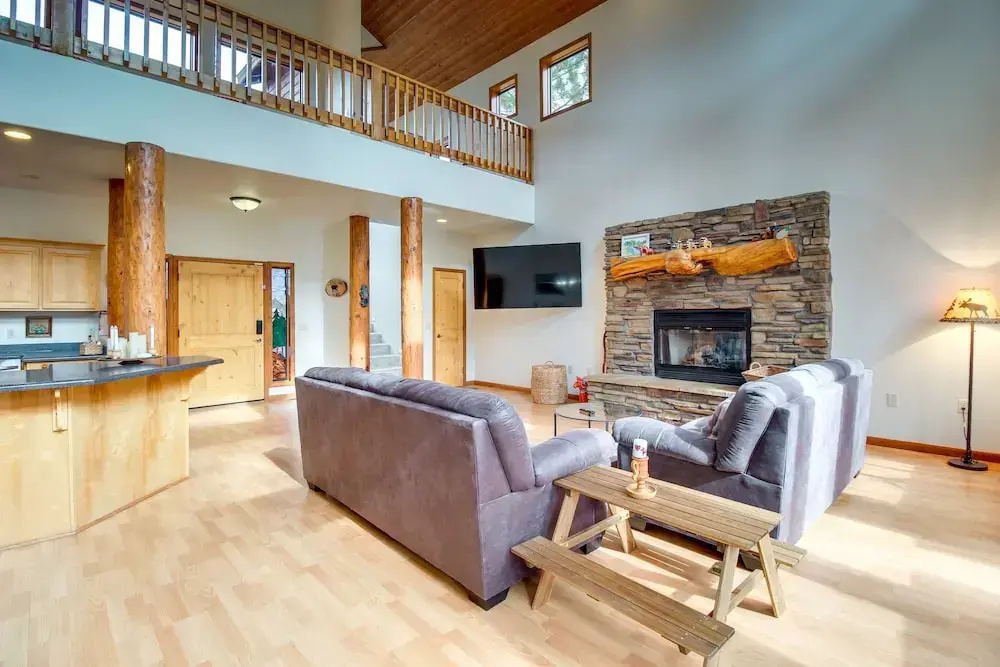 Show Low Home ~ 4 Mi to Fool Hollow Lake!