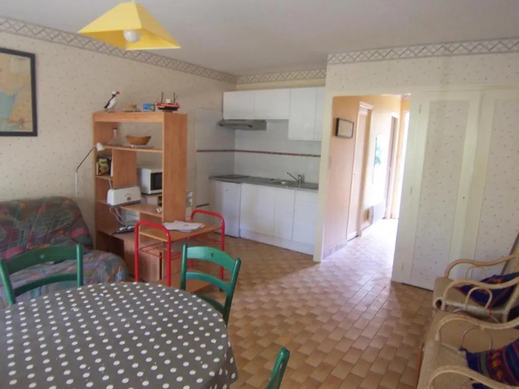 Appartement Les Sables-d'Olonne-Le Château-d'Olonne, 2 pièces, 4 personnes - FR-1-197-234