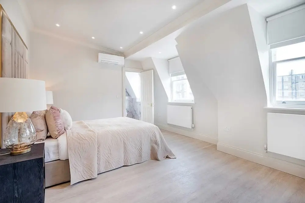 Marble Arch Suite 4-hosted by Sweetstay