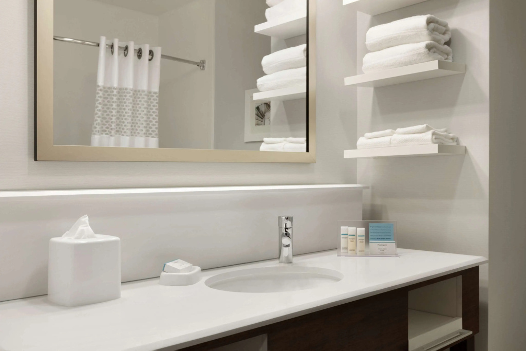 Hampton Inn Long Island-Brookhaven