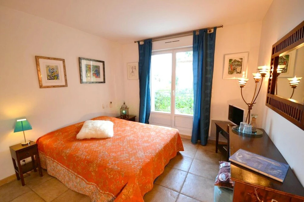Villa With 4 Bedrooms in Saint-paul-de-vence, With Wonderful Mountain View, Private Pool and Enclosed Garden - 6 km From the Beach