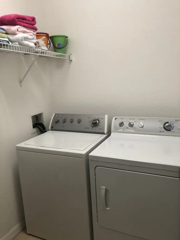 3BR Vizcay Pool Home 129 by OVRH