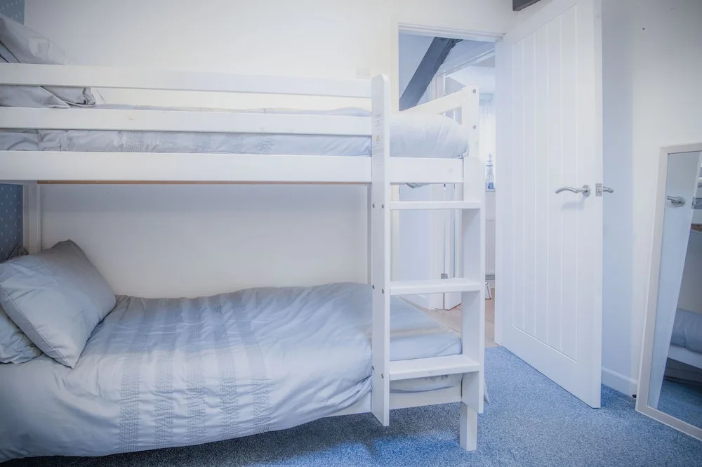Penthouse At The Mews - 2 Bed Apartment - Tenby